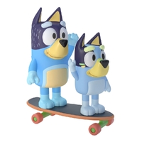 Bluey Skateboarding Dad (Bandit) & Bluey Mini Figurines 2 Pack